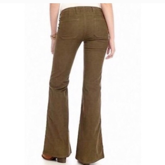 Free People Jolene Corduroy Flare Bellbottoms  in Light Military Green - Size 31 - Picture 2 of 12